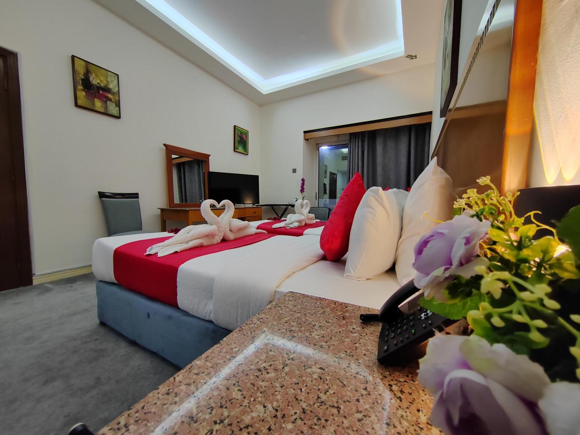 Le Paradise Palace Hotel دبي المظهر الخارجي الصورة
