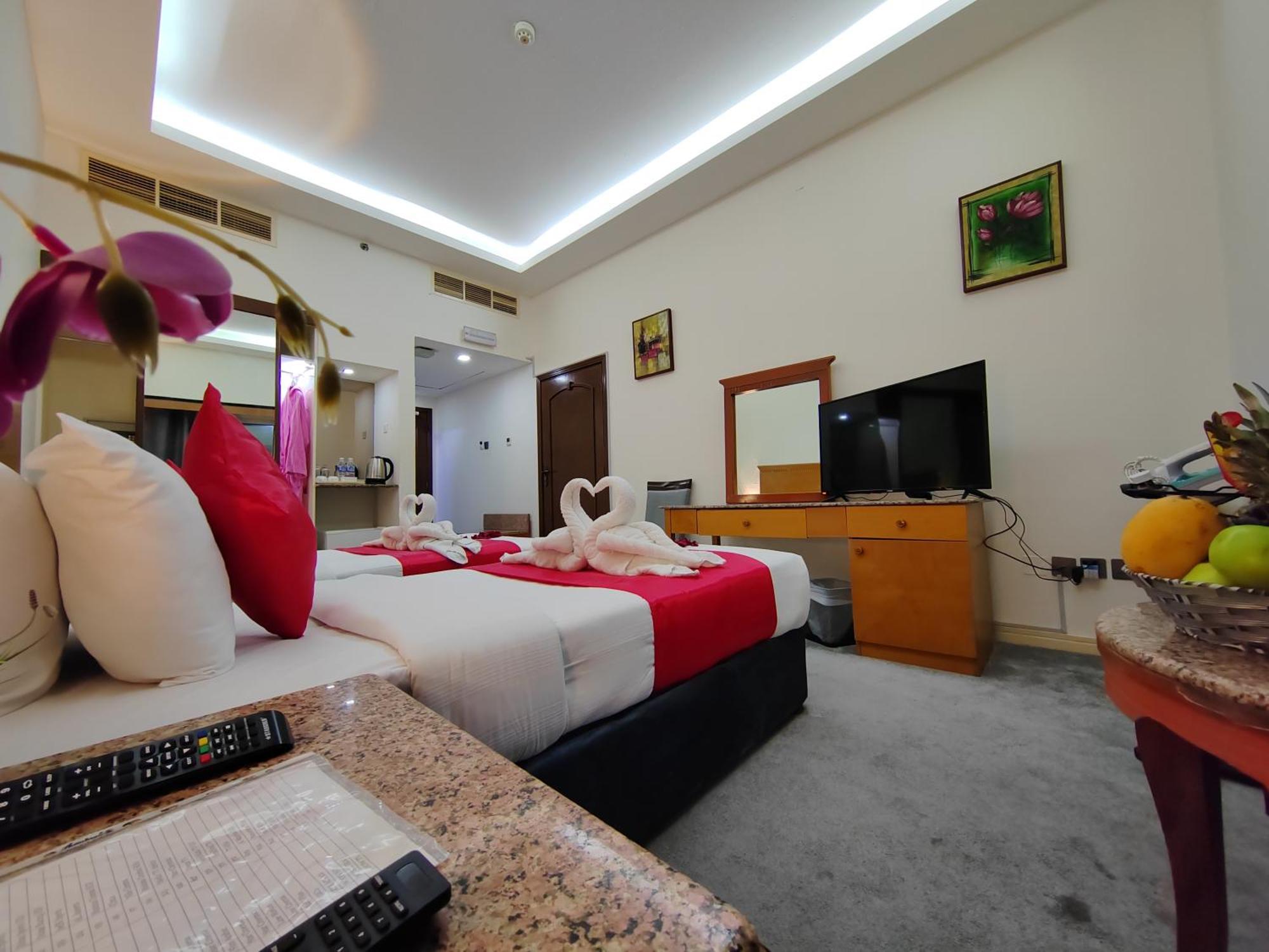 Le Paradise Palace Hotel دبي المظهر الخارجي الصورة