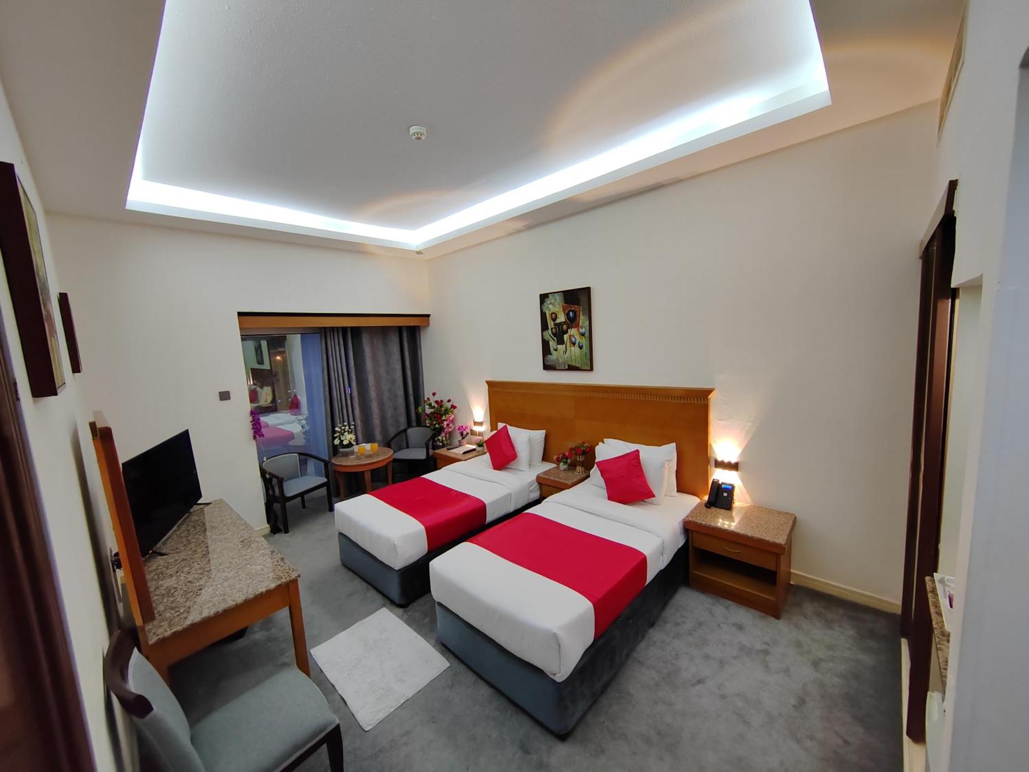Le Paradise Palace Hotel دبي المظهر الخارجي الصورة