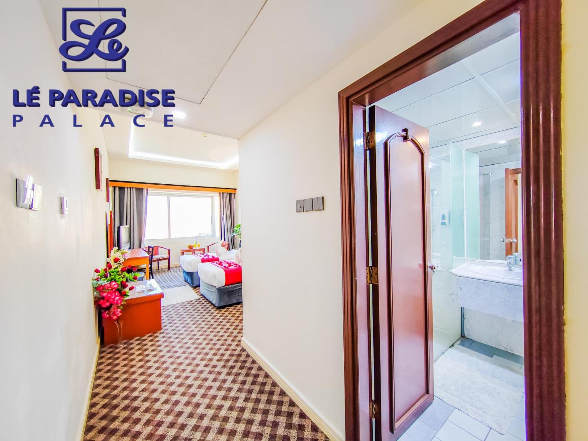 Le Paradise Palace Hotel دبي المظهر الخارجي الصورة