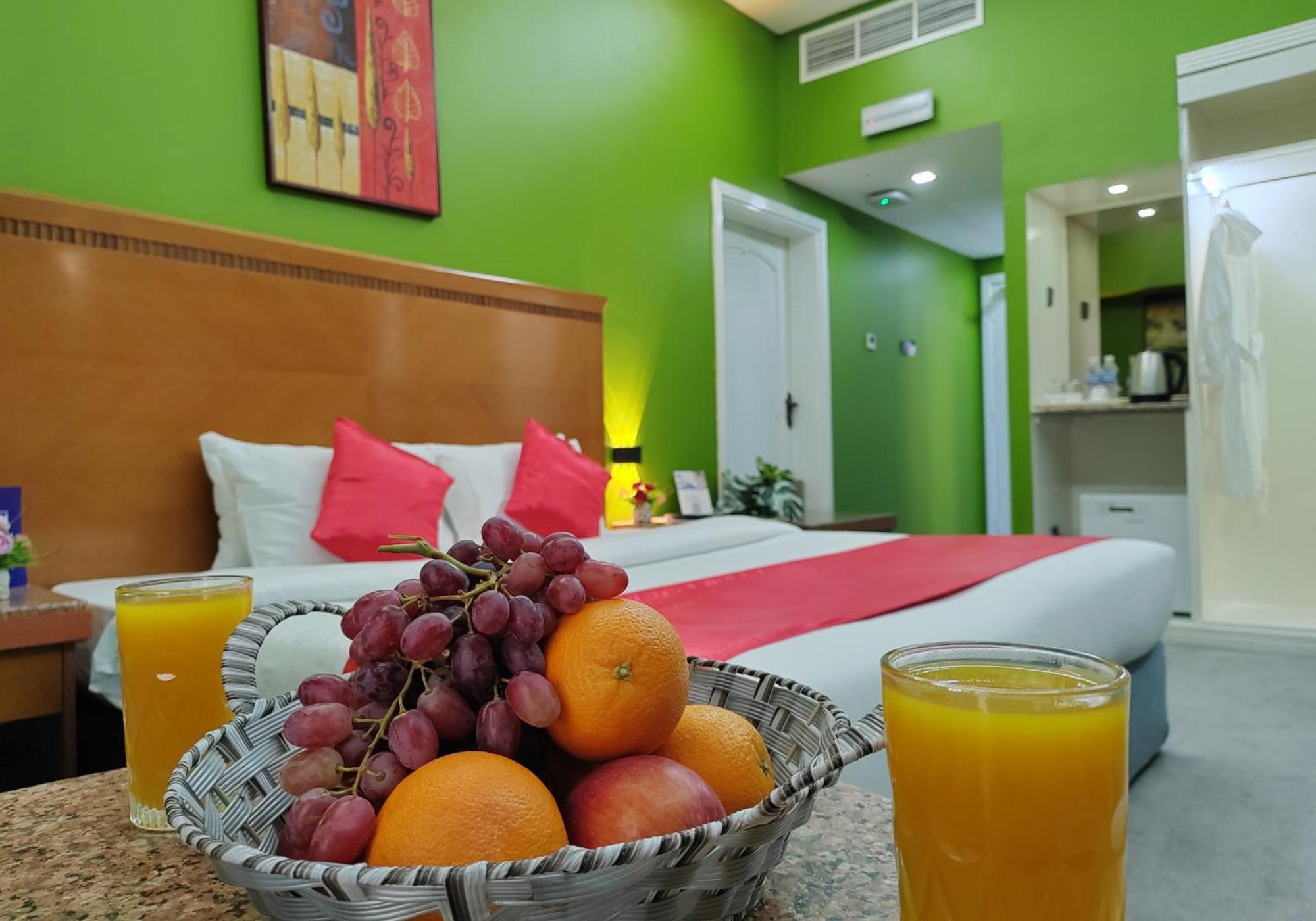 Le Paradise Palace Hotel دبي المظهر الخارجي الصورة