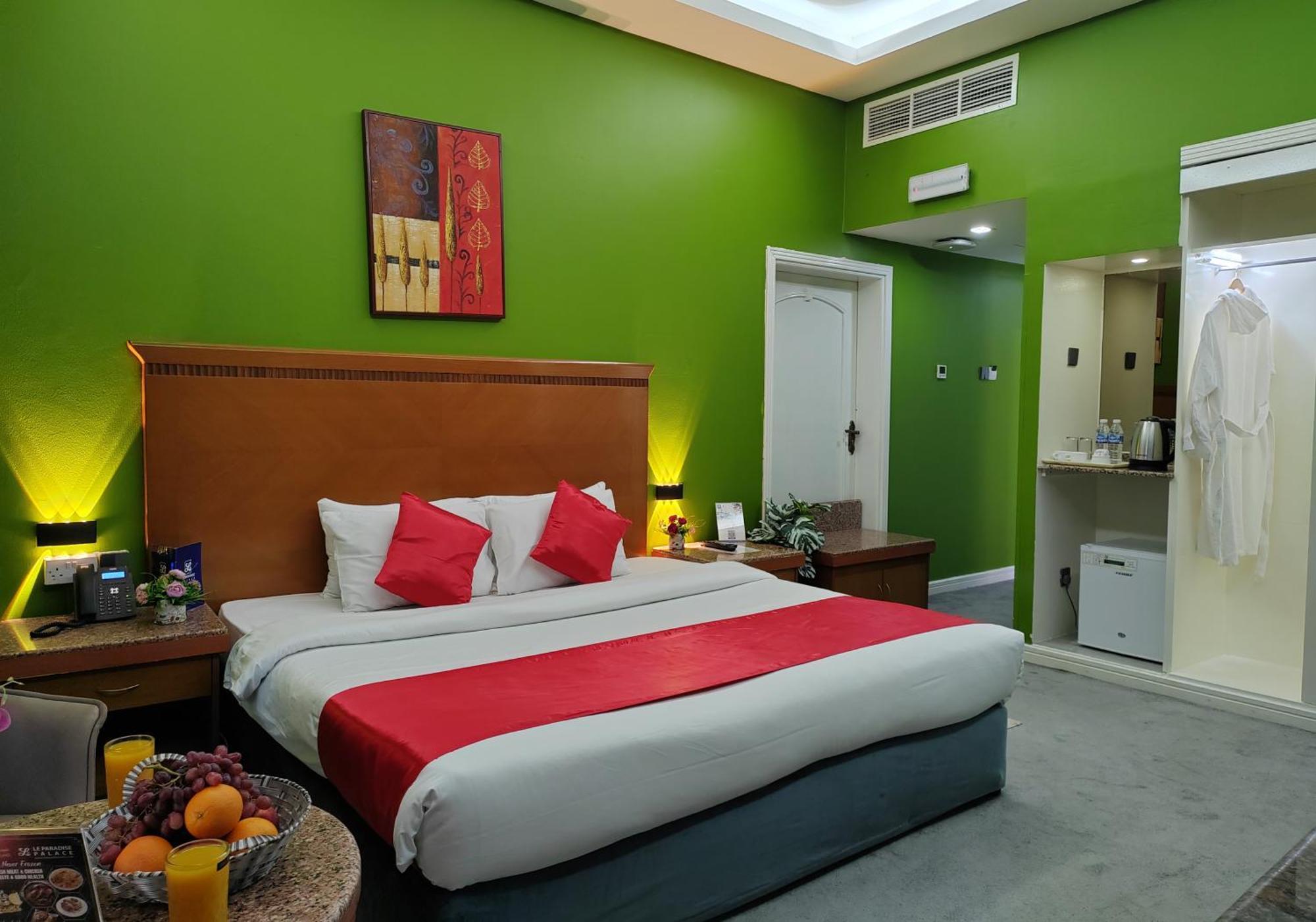 Le Paradise Palace Hotel دبي المظهر الخارجي الصورة